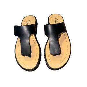Black VeeVee Womens Size 5/6 Slip-On Toe Loop Sandals With Cushioned Sole